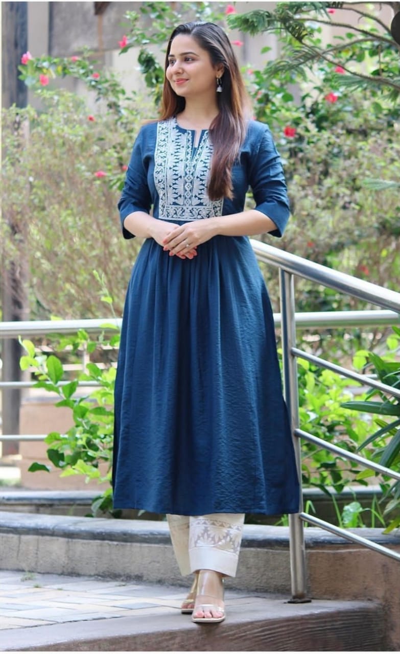 Kurti image 2